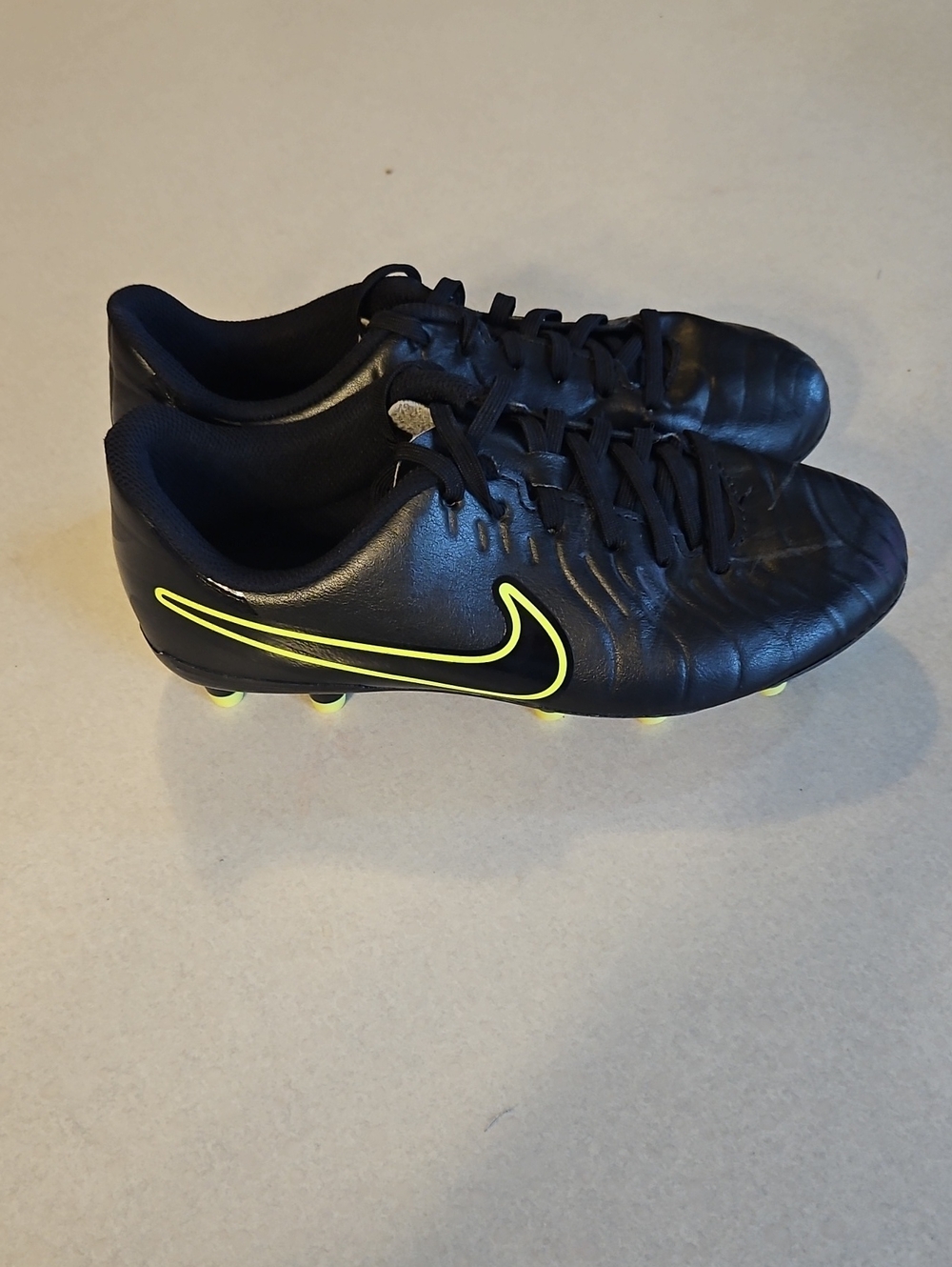 Nike Tempo Soccer Cleats